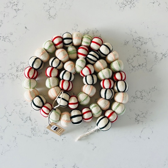 Anthropologie Holiday Felt Garland - Picture 3 of 7